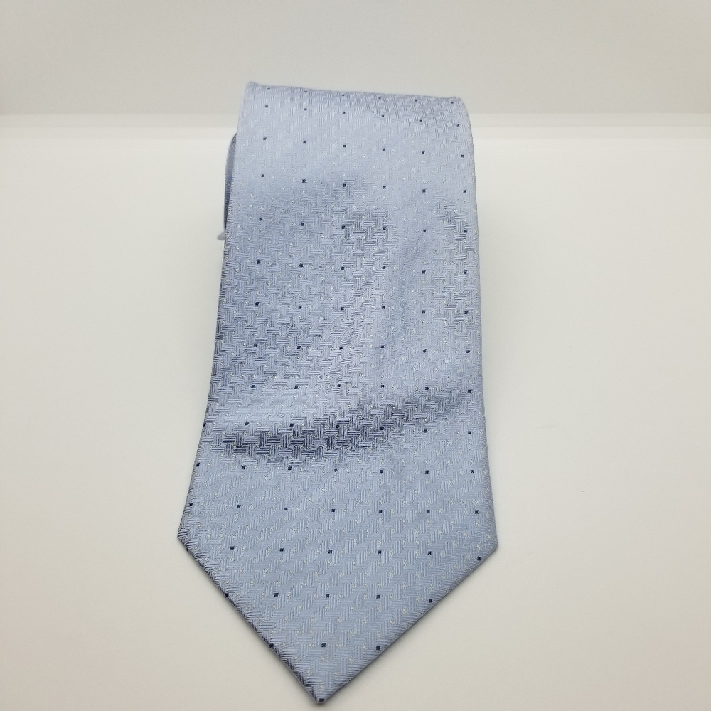 Kenneth Cole light blue silk tie with blue and tan dots